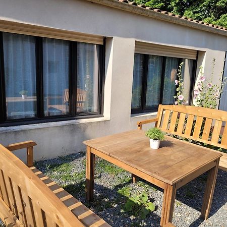 Maison De Ville Au Calme Avec Jardin Et Parking La Rochelle  Exteriör bild